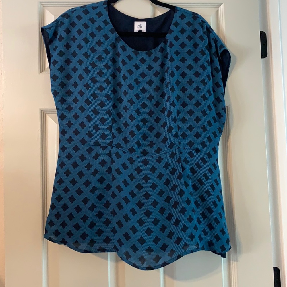 Cabi Foulard Top size medium brand new